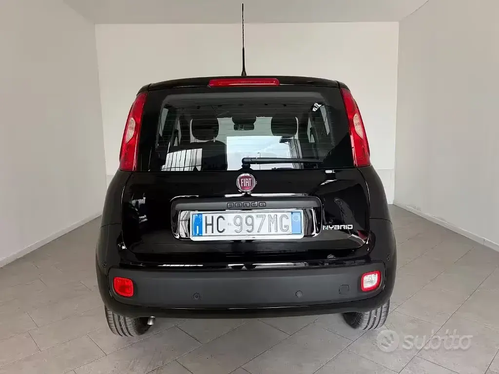 Nuova Fiat Panda 65 CV (47 kW) 2026 Nero Utilitaria