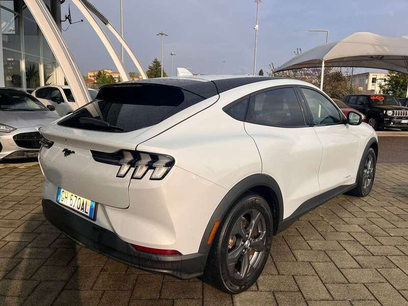 Usata Ford Mustang Mach-E Standard Range 124 kW (169 CV) 2021 Bianco SUV