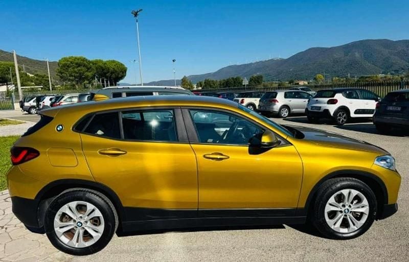 Usata BMW X2 Advantage 125 CV (91 kW) 2021 Oro SUV