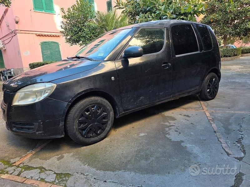 Usata Skoda Roomster 69 CV (50 kW) 2008 Nero Monovolume