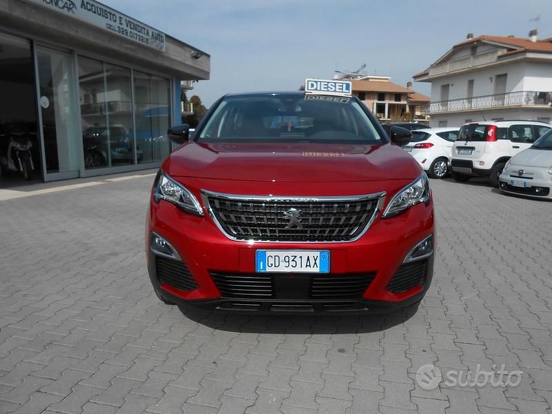 Usata Peugeot 3008 Business-Line 131 CV (96 kW) 2020 Rosso SUV