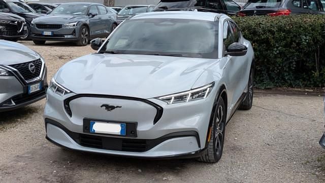 Usata Ford Mustang Mach-E 197 kW (269 CV) 2023 Bianco SUV