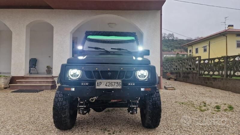 Usata 1997 Suzuki Samurai SUV | 8000 € (Buon prezzo) - Immagine 1/4