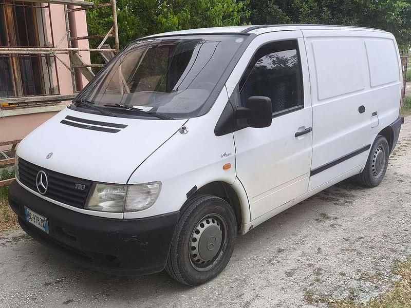 Usata Mercedes Vito 102 CV (75 kW) 2001 Bianco Furgone