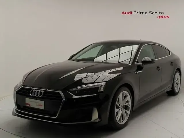 Nuova Audi A5 Advanced Plus 204 CV (150 kW) 2025 Nero mythos metallizzato Berlina