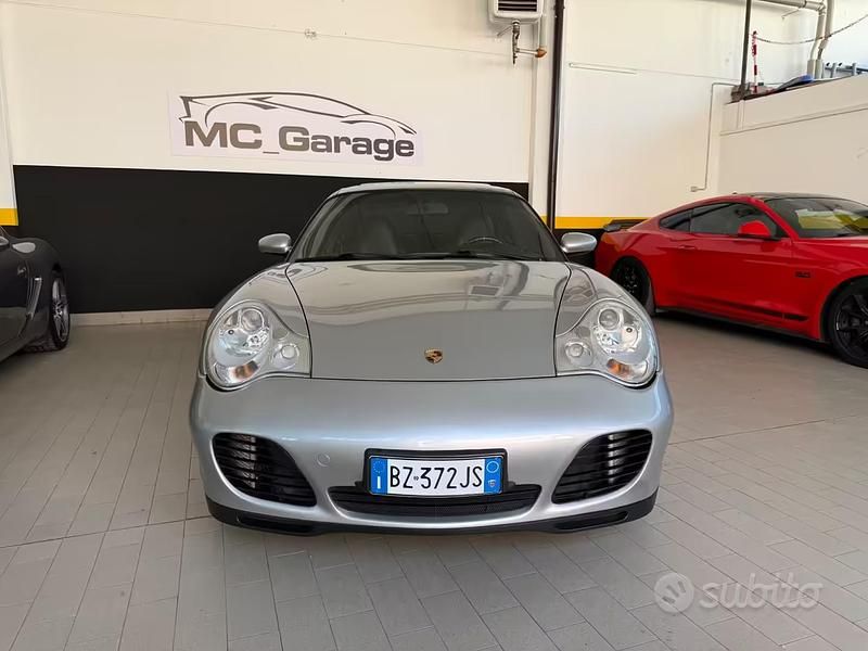 Usata Porsche 996 320 CV (235 kW) 2001 Grigio Coupé