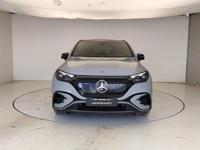 Usata Mercedes EQE350 AMG Line Premium 135 kW (184 CV) 2025 Argento selenite SUV