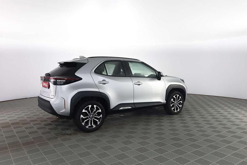 Usata Toyota Yaris Cross Trend 92 CV (67 kW) 2025 Argento SUV