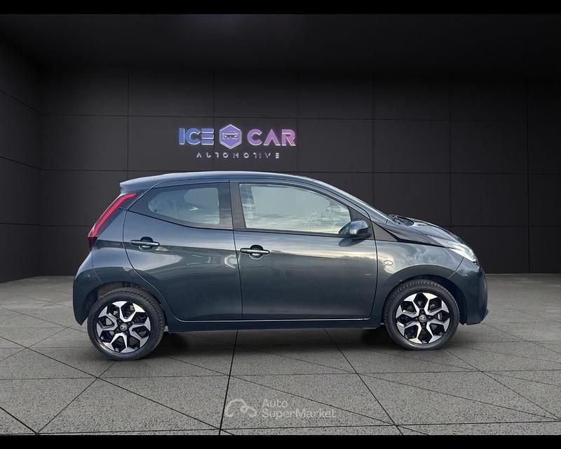 Usata Toyota Aygo Connect Style 72 CV (52 kW) 2019 Grigio Utilitaria