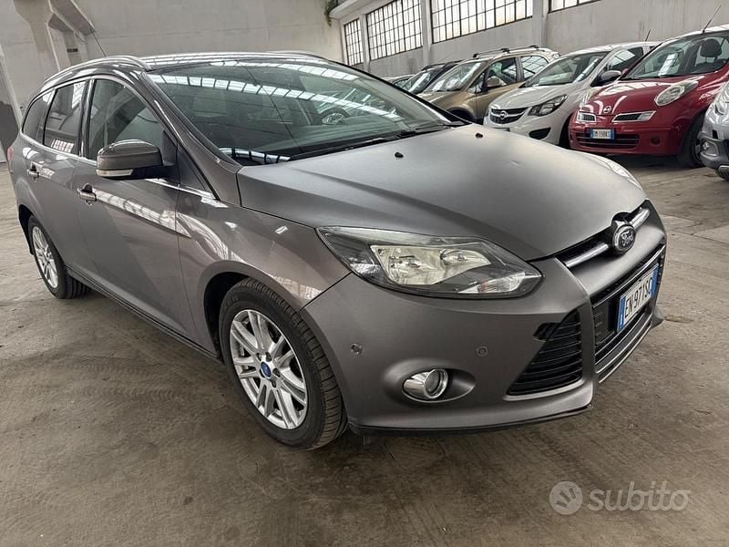 Usata Ford Focus Titanium 115 CV (84 kW) 2012 Grigio Station wagon