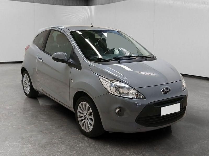 Usata Ford Ka Titanium 69 CV (50 kW) 2016 Grigio Berlina