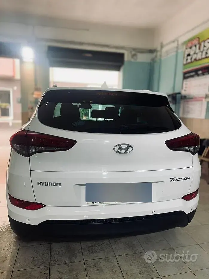 Usata Hyundai Tucson Xpossible 116 CV (85 kW) 2016 Bianco SUV