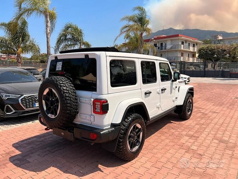 Usata Jeep Wrangler Unlimited Rubicon 272 CV (200 kW) 2021 Bianco SUV
