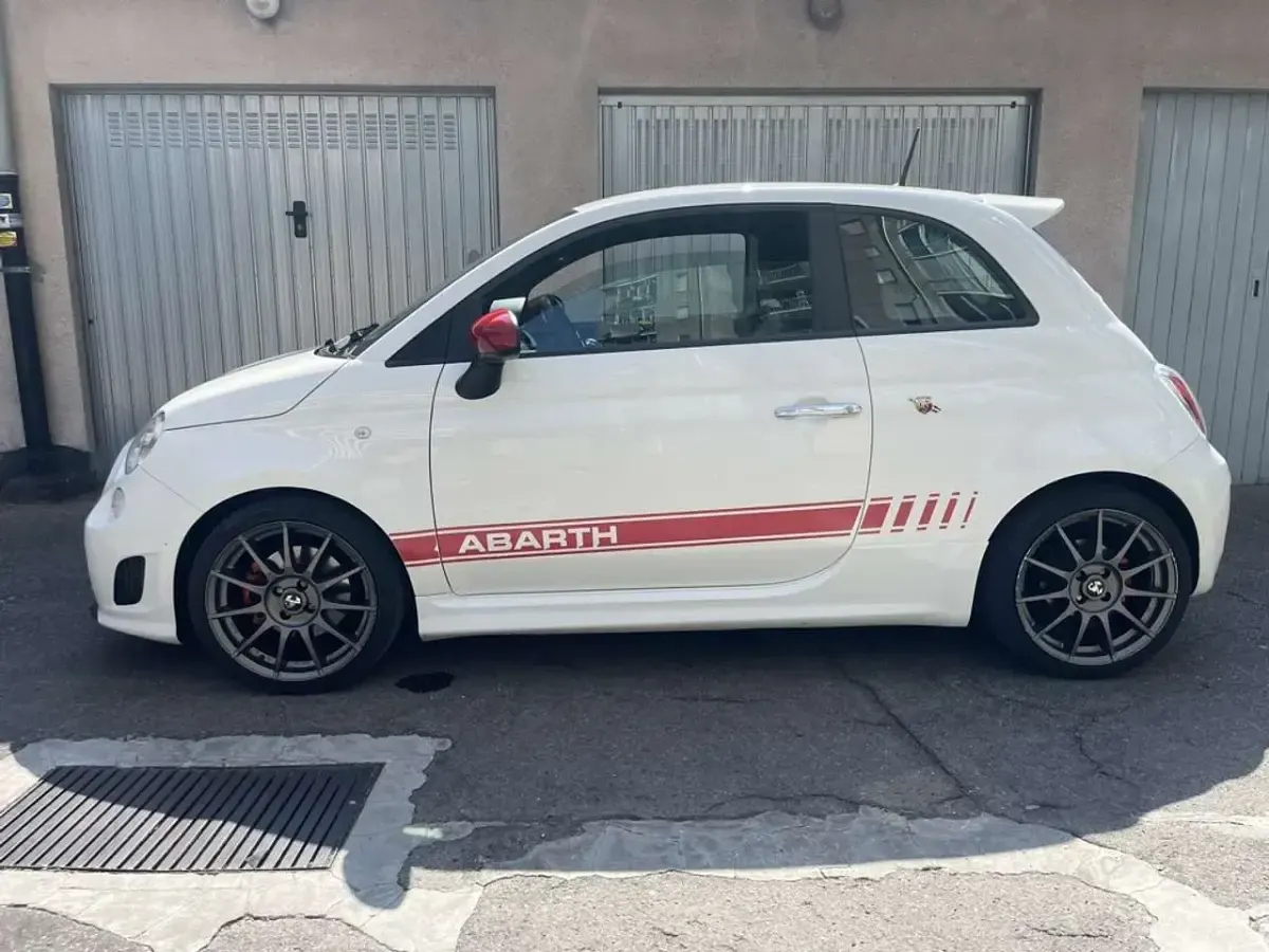 Usata Abarth 595 Custom 135 CV (99 kW) 2014 Bianco Utilitaria