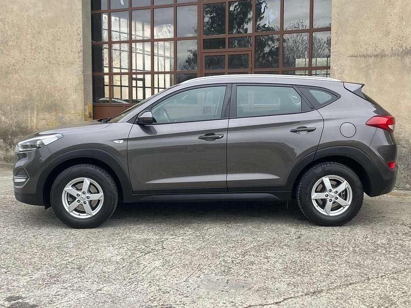 Usata Hyundai Tucson 132 CV (97 kW) 2018 Grigio SUV