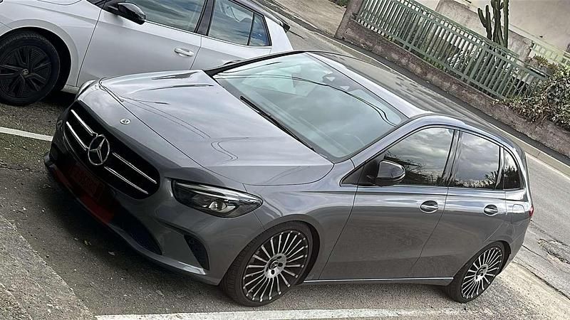 Usata Mercedes B180 116 CV (85 kW) 2019 Utilitaria