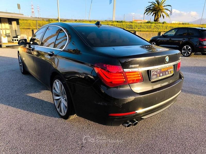 Usata BMW 730 Efficient Dynamics 258 CV (189 kW) 2014 Nero Berlina