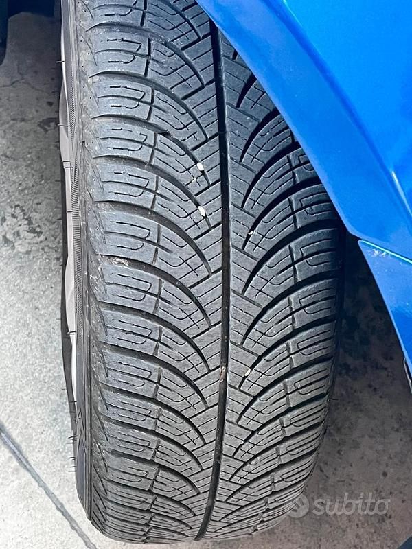 Usata Suzuki Swift 69 CV (50 kW) 2007 Blu Utilitaria