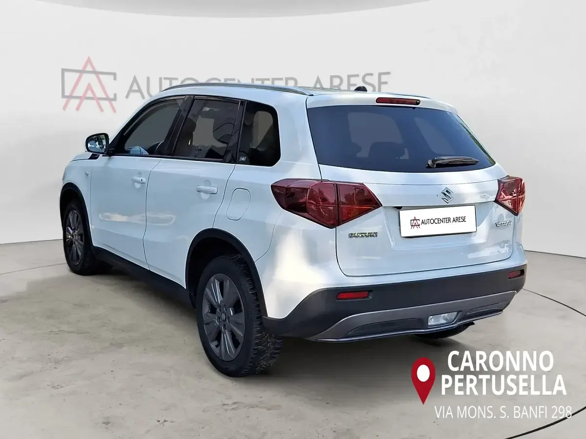 Usata Suzuki Vitara 111 CV (81 kW) 2019 Bianco SUV