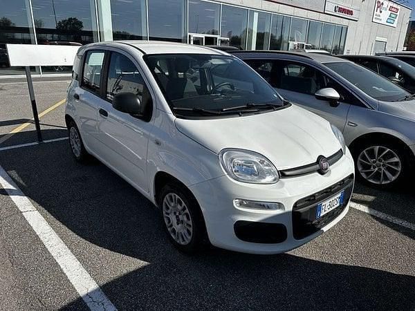 Bianco Usata 2017 Fiat Panda Easy Due volumi | 9850 € (Buon prezzo) - Immagine 1/4