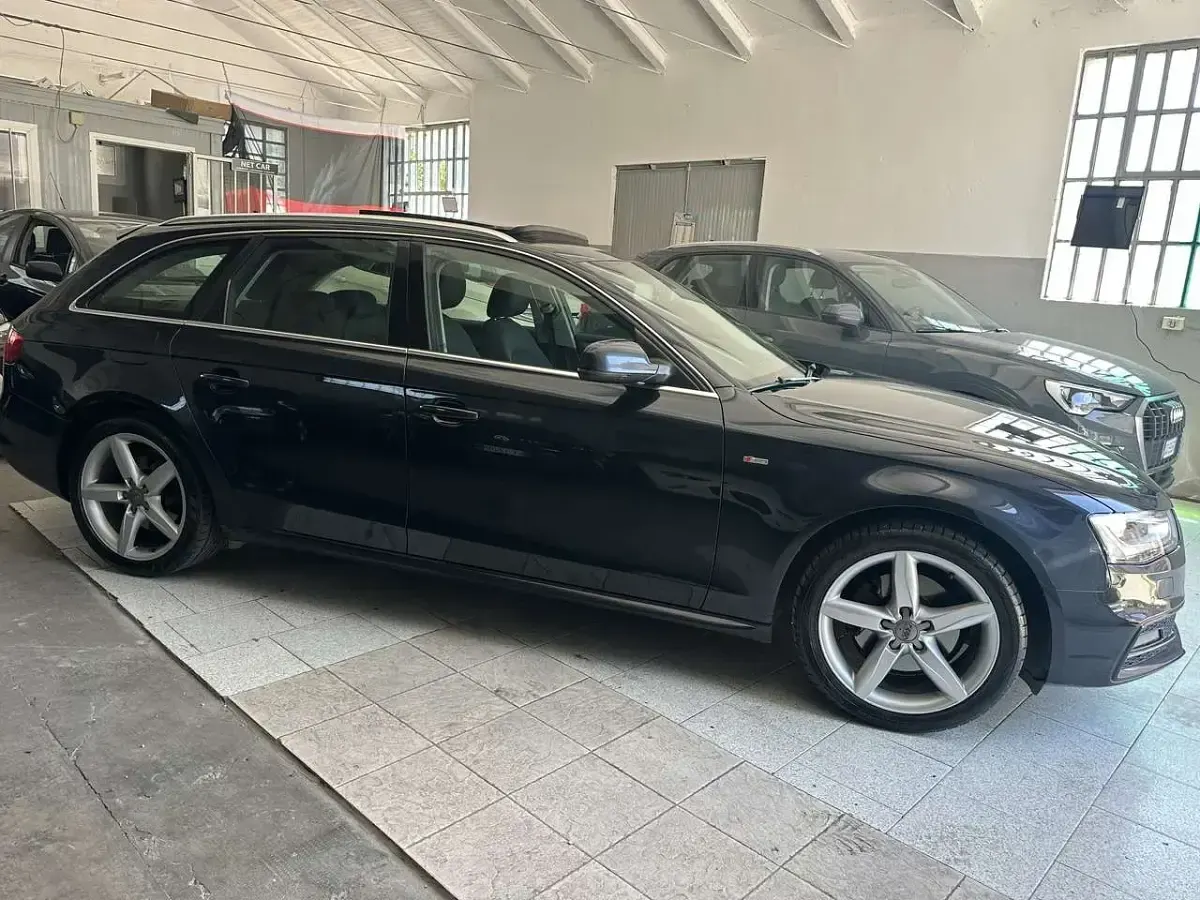 Usata Audi A4 Advanced Plus 150 CV (110 kW) 2014 Nero Station wagon