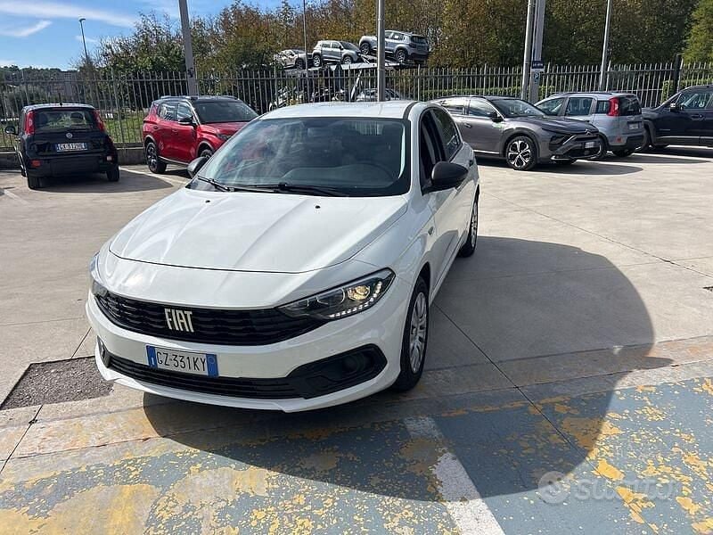 Usata Fiat Tipo 130 CV (95 kW) 2025 Bianco Berlina