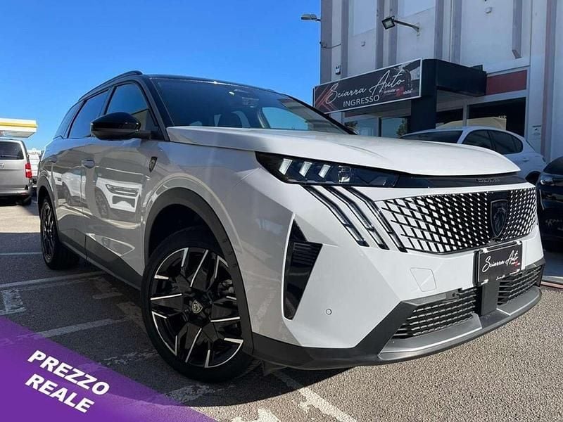 Bianco Usata 2025 Peugeot 5008 GT SUV | 33.400 € (Buon prezzo) - Immagine 1/4