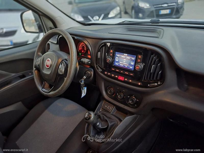 Usata Fiat Doblò 105 CV (77 kW) 2020 Bianco Monovolume