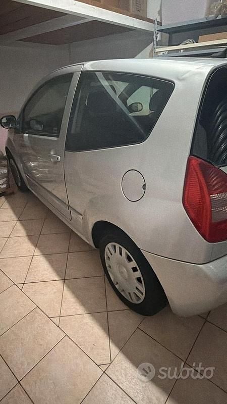 Usata Citroën C2 60 CV (44 kW) 2005 Grigio Utilitaria