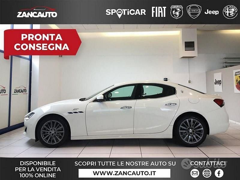 Usata Maserati Ghibli GT 330 CV (242 kW) 2021 Bianco Berlina