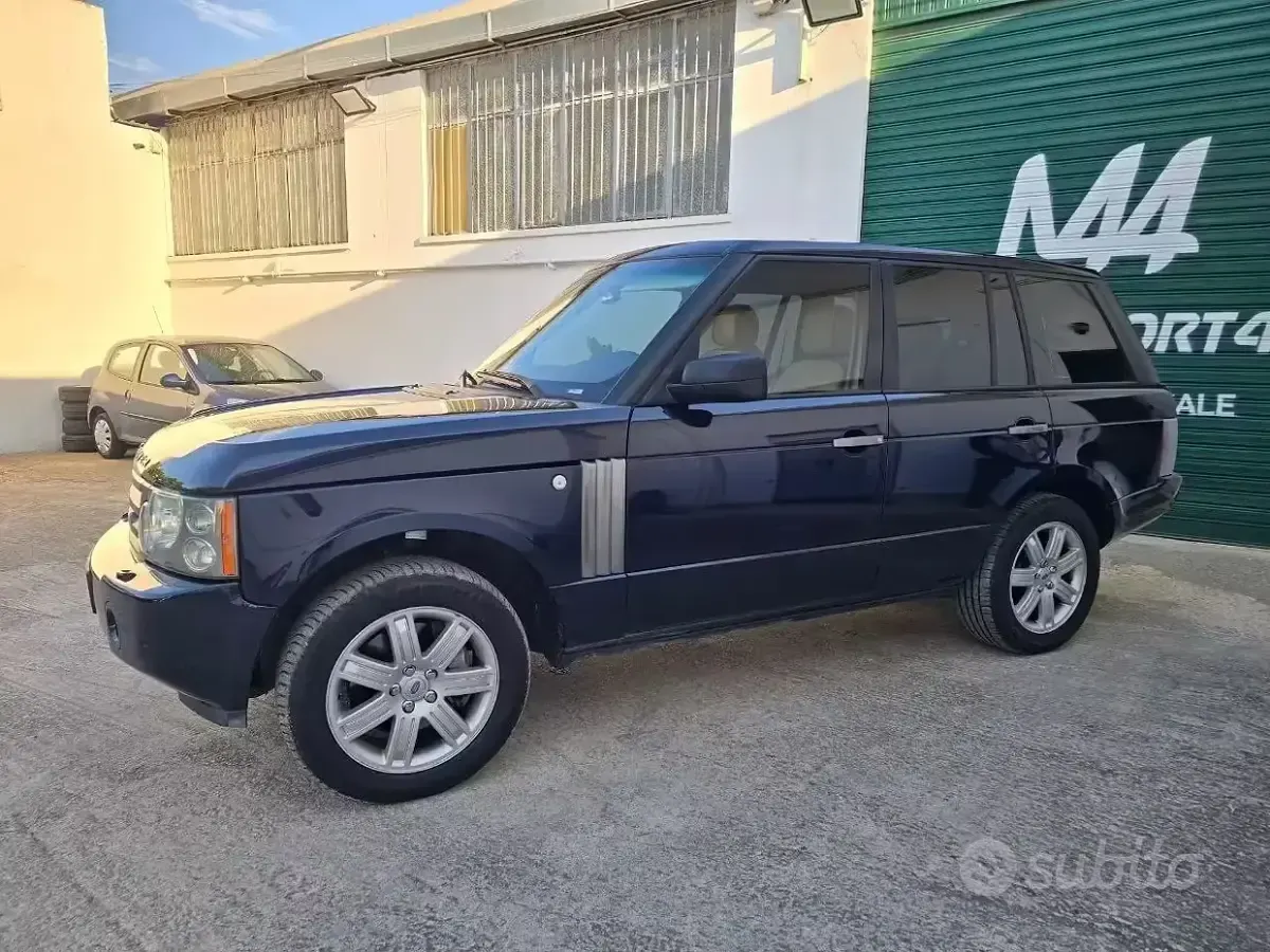 Usata Land Rover Range Rover Vogue 272 CV (200 kW) 2007 Bluazzurro SUV