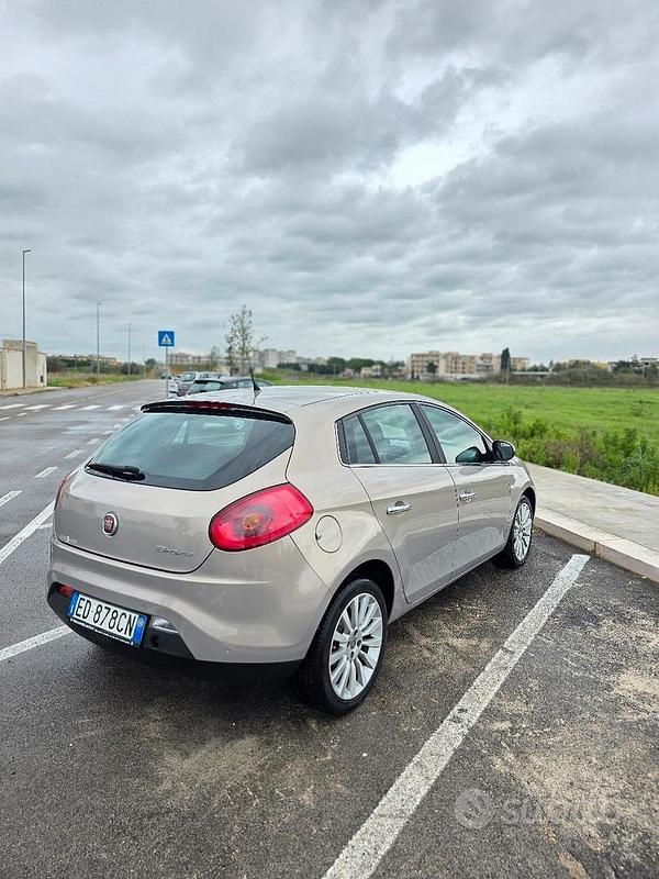 Usata Fiat Bravo 120 CV (88 kW) 2010 Utilitaria