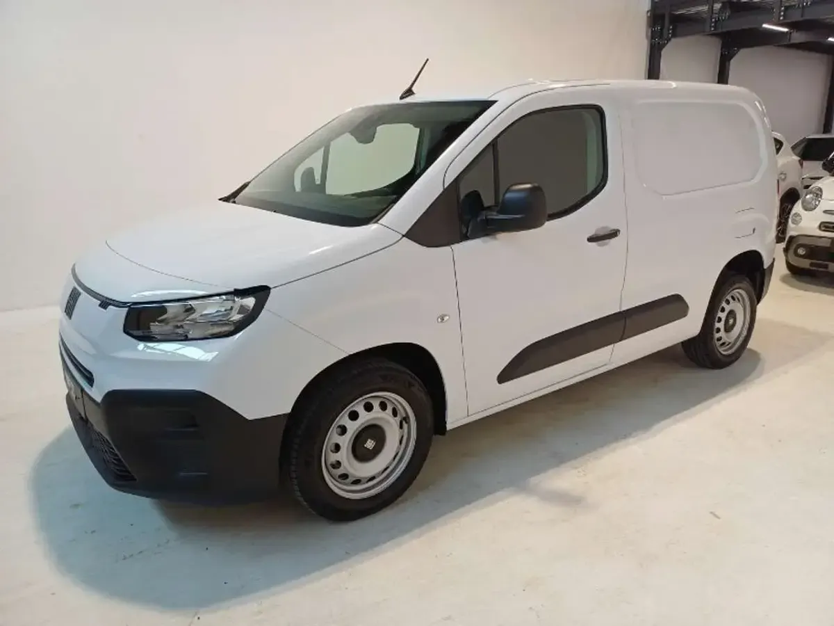 Nuova Fiat Doblò 102 CV (75 kW) 2026 Bianco Monovolume