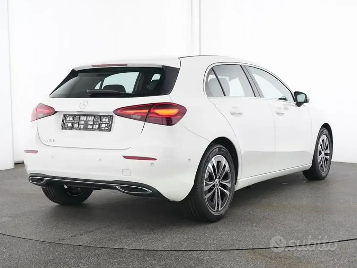 Usata Mercedes A180 Progressive 136 CV (100 kW) 2025 Bianco Berlina