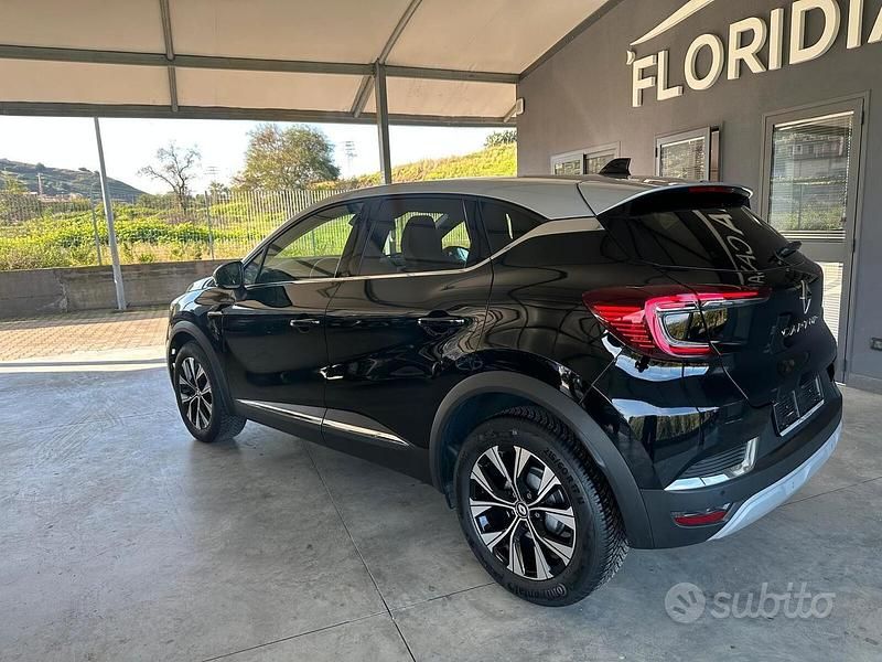 Usata Renault Captur Techno 91 CV (66 kW) 2024 Nero SUV