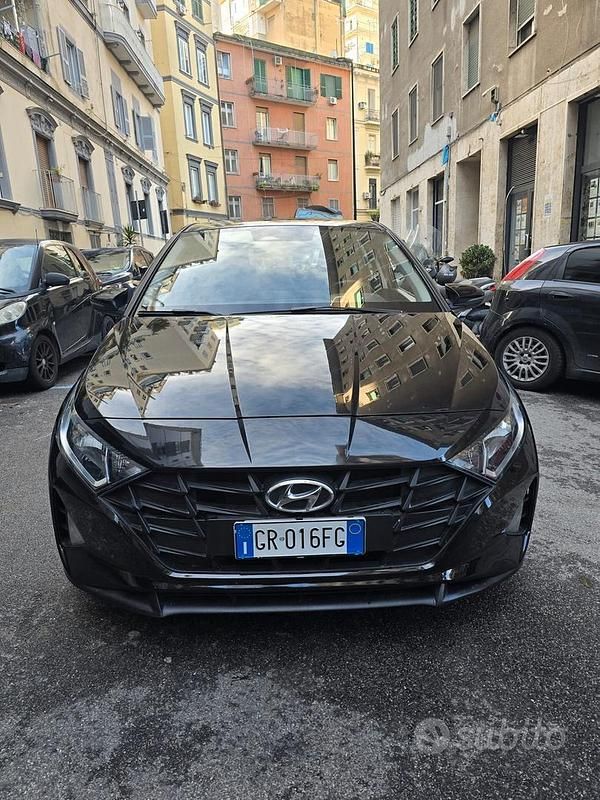 Usata Hyundai i20 84 CV (61 kW) 2023 Nero Berlina