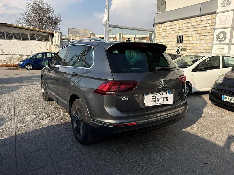 Usata VW Tiguan Advance 150 CV (110 kW) 2018 Grigio SUV