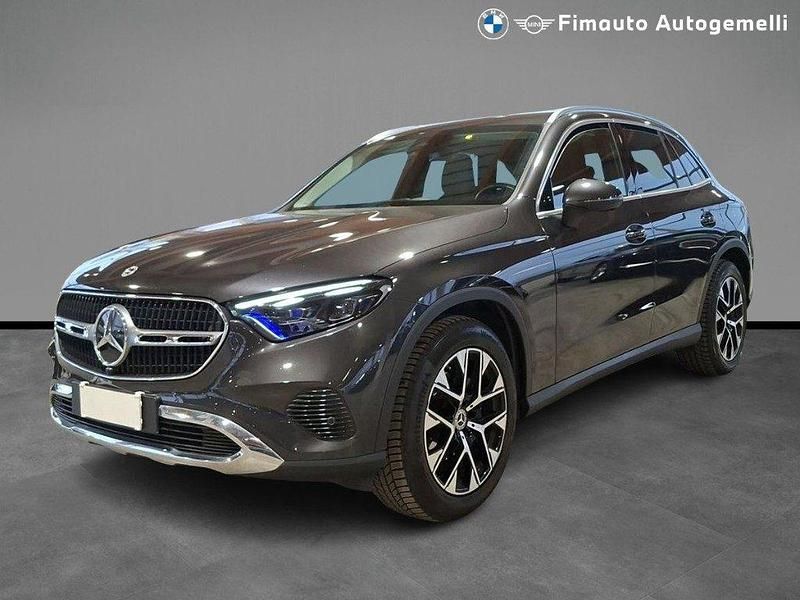 Usata Mercedes GLC220 Advanced Plus 197 CV (144 kW) 2023 Grigio / metallizzato SUV
