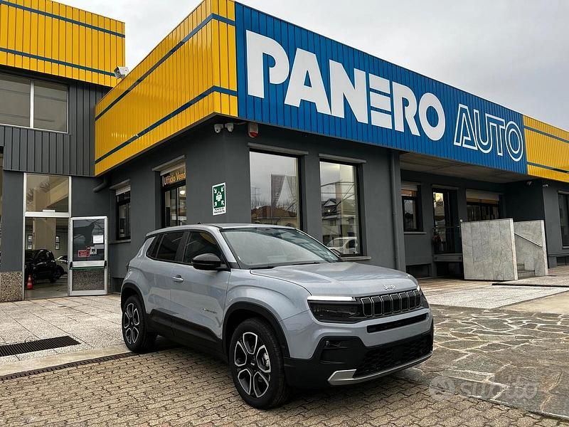 Nuova Jeep Avenger Summit 110 CV (80 kW) 2025 Gray SUV