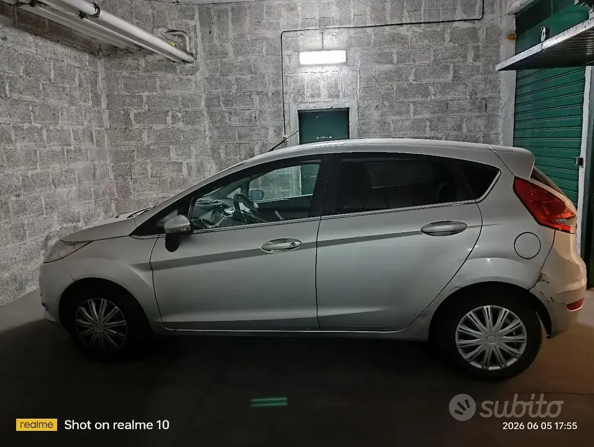 Usata Ford Fiesta 68 CV (50 kW) 2008 Grigio Utilitaria
