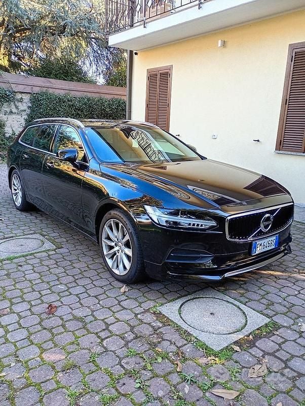 Nero Usata 2017 Volvo V90 Station wagon | 16.500 € (Buon prezzo) - Immagine 1/4
