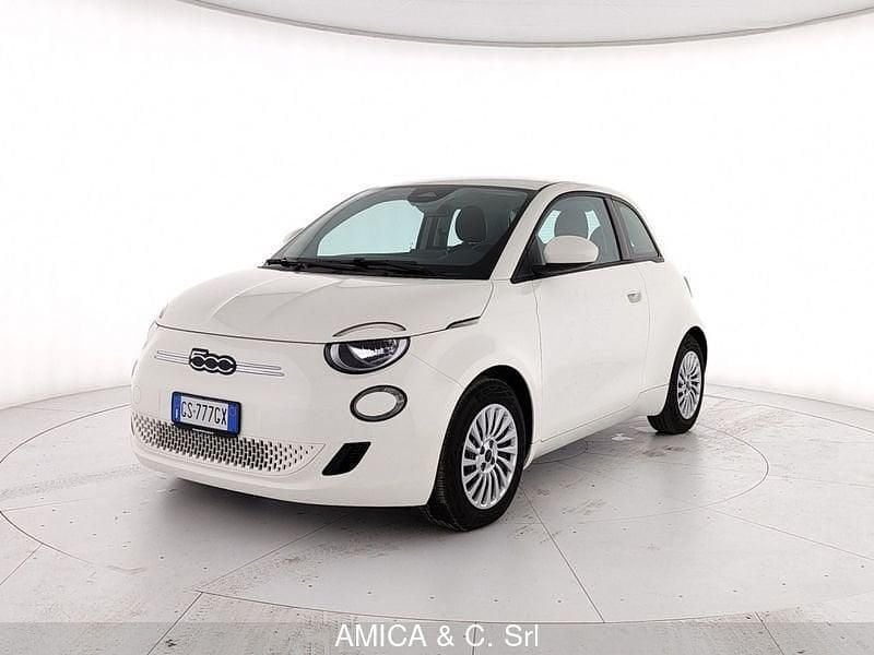 Usata Fiat 500e 86 kW (118 CV) 2023 Bianco Utilitaria