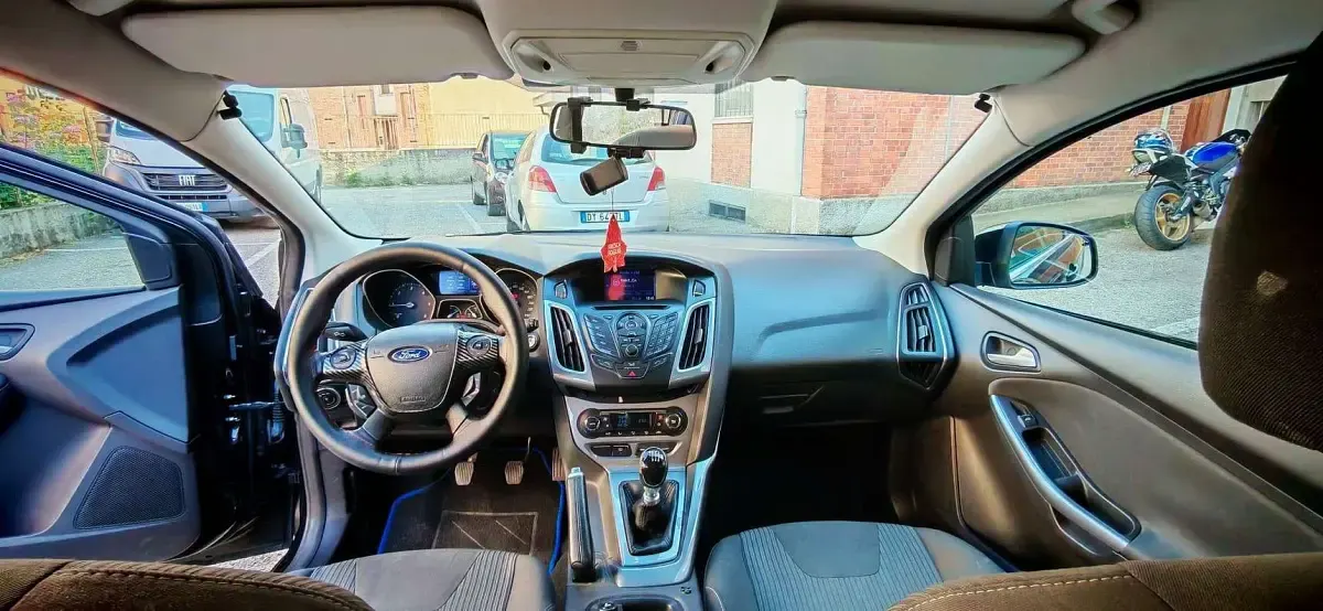 Usata Ford Focus Titanium 116 CV (85 kW) 2012 Nero Berlina