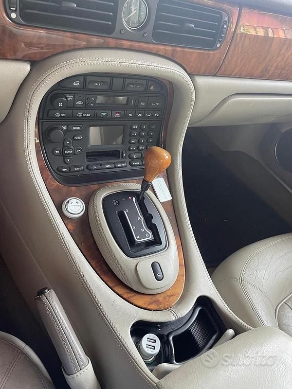 Usata Jaguar XJ 1999 Blu Berlina