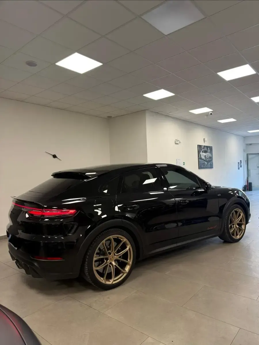 Usata Porsche Cayenne Turbo GT 640 CV (470 kW) 2022 Nero SUV
