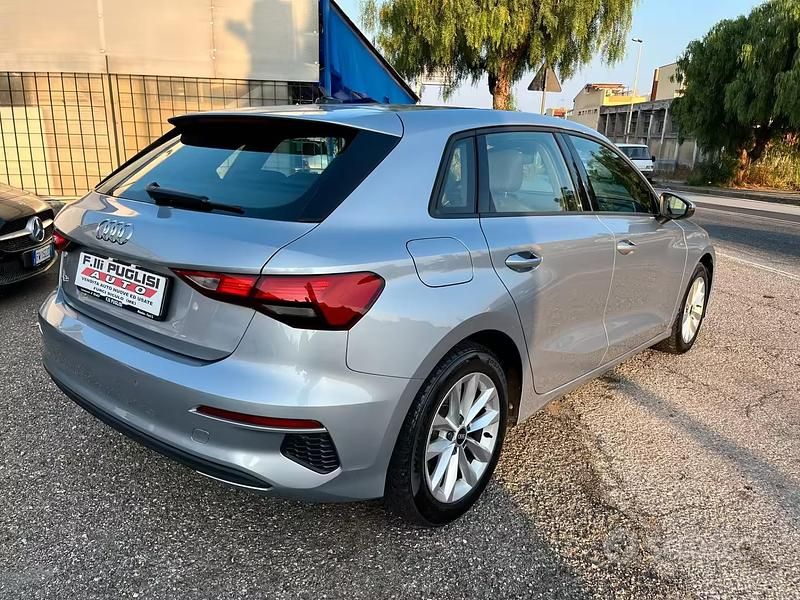 Usata Audi A3 Advanced 150 CV (110 kW) 2023 Argento Berlina