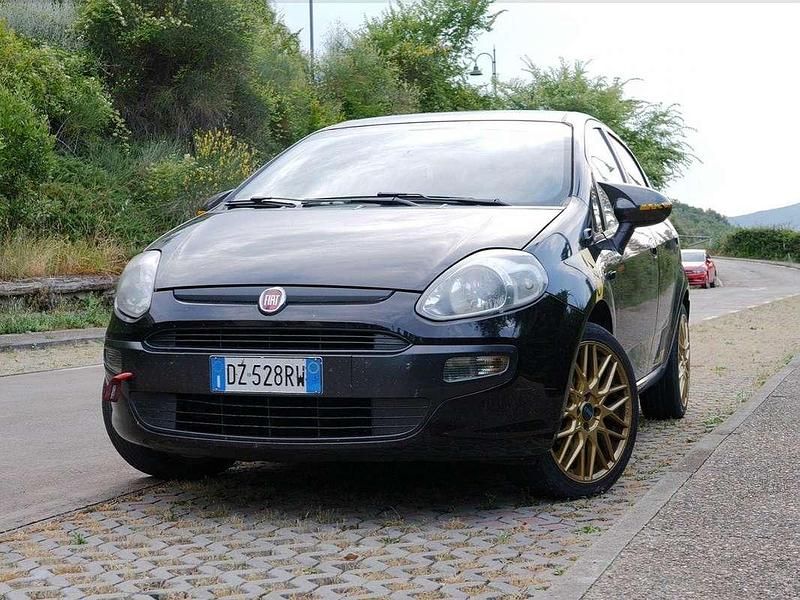 Usata Fiat Punto Evo Active 77 CV (56 kW) 2010 Nero Utilitaria