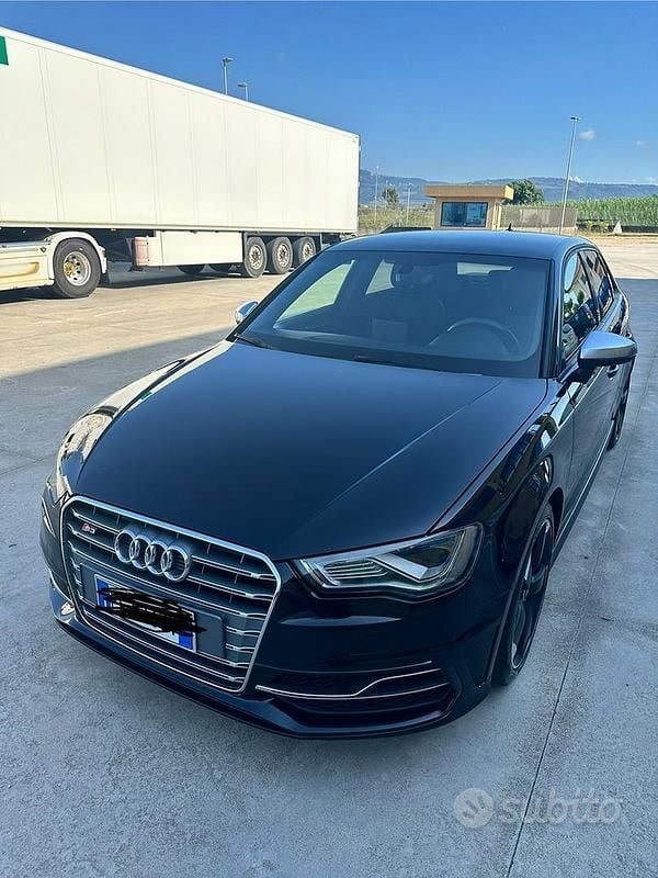 Nero Usata 2016 Audi S3 Tre volumi | 22.300 € (Buon prezzo) - Immagine 1/4