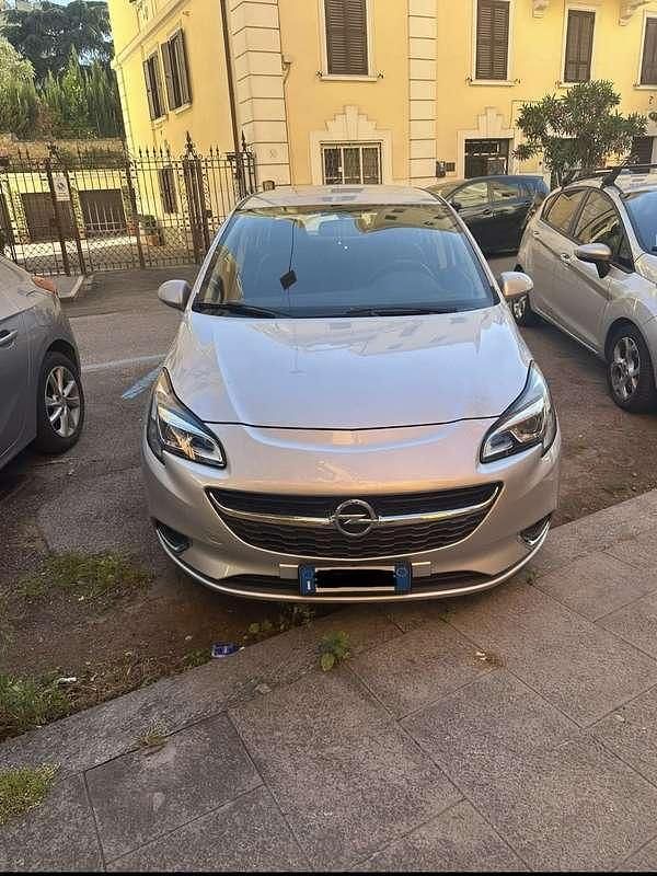 Usata 2016 Opel Corsa Cosmo Tre volumi | 7200 € (Buon prezzo) - Immagine 1/4