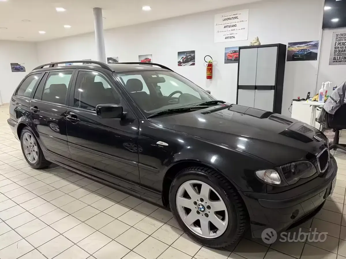 Usata BMW 320 150 CV (110 kW) 2004 Nero Station wagon